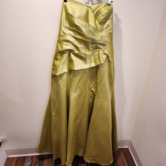 Alfred Angelo green Floor Length Strapples Satin gown fit XL + - Picture 2 of 15